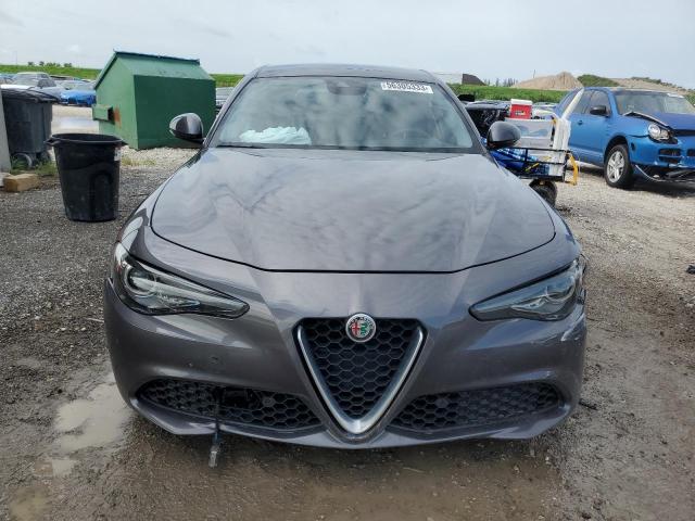 ZARFAEDN5J7567460 - 2018 ALFA ROMEO GIULIA Q4 GRAY photo 5