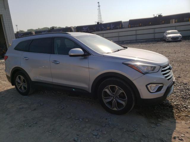 KM8SMDHF4GU135736 - 2016 HYUNDAI SANTA FE SE SILVER photo 4