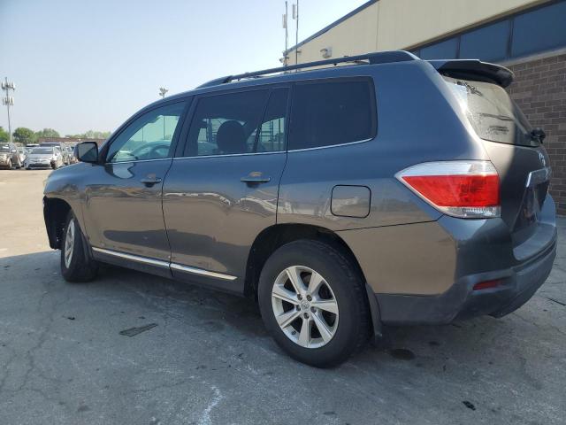 5TDBK3EH7BS081002 - 2011 TOYOTA HIGHLANDER BASE GRAY photo 2