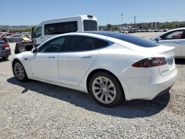 5YJSA1E28HF203141 - 2017 TESLA MODEL S WHITE photo 2