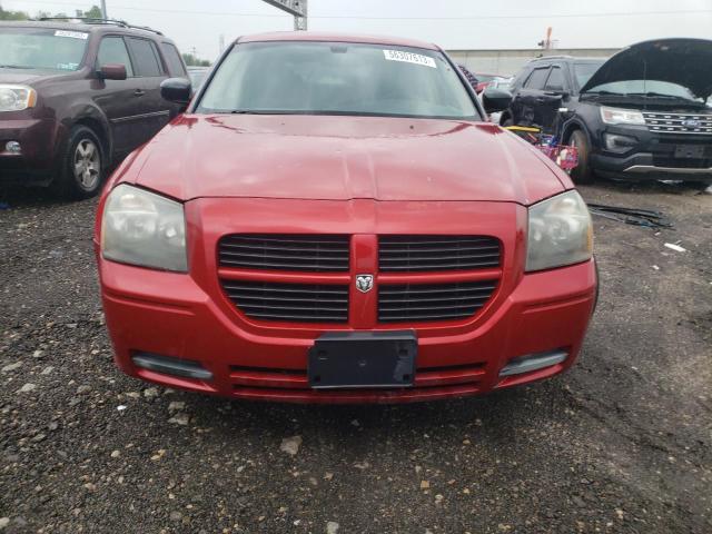 2D8GZ48V85H647097 - 2005 DODGE MAGNUM SXT RED photo 5