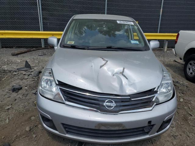 3N1BC1CP1BL414315 - 2011 NISSAN VERSA S SILVER photo 5