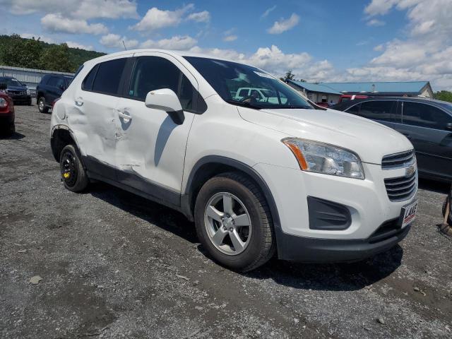 KL7CJPSB3FB077599 - 2015 CHEVROLET TRAX 1LS WHITE photo 4