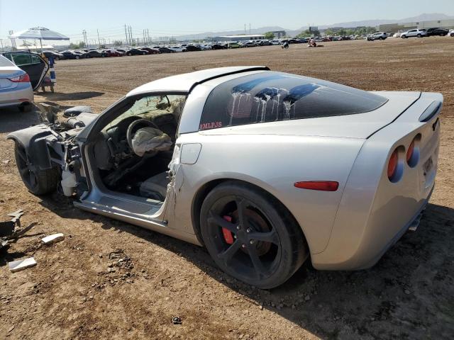 1G1YY26W685127412 - 2008 CHEVROLET CORVETTE SILVER photo 2