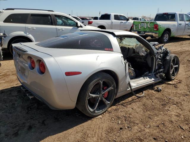 1G1YY26W685127412 - 2008 CHEVROLET CORVETTE SILVER photo 3