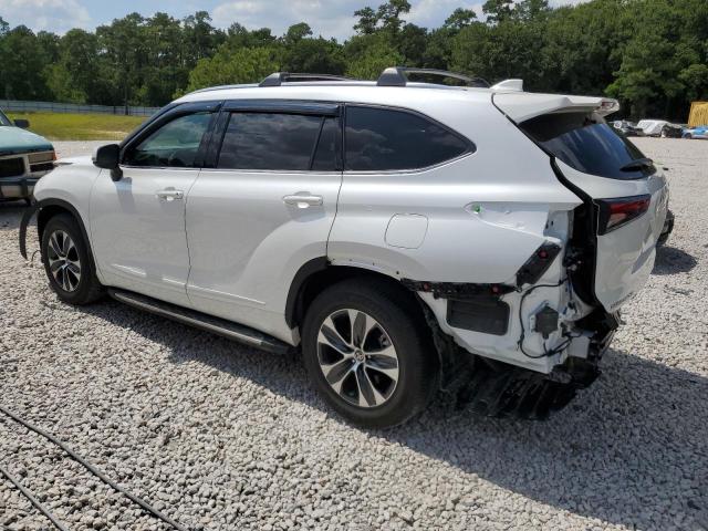 5TDGZRAH8MS067770 - 2021 TOYOTA HIGHLANDER XLE Weiß Foto 2