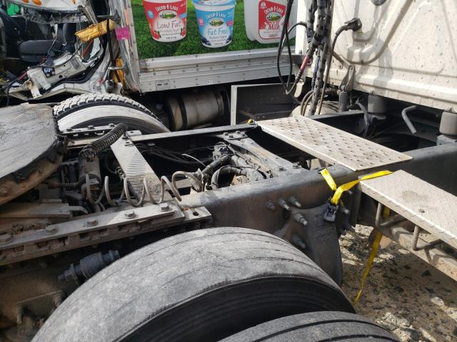 1FUJHHDR7MLML7303 - 2021 FREIGHTLINER CASCADIA 1 Weiß Foto 6