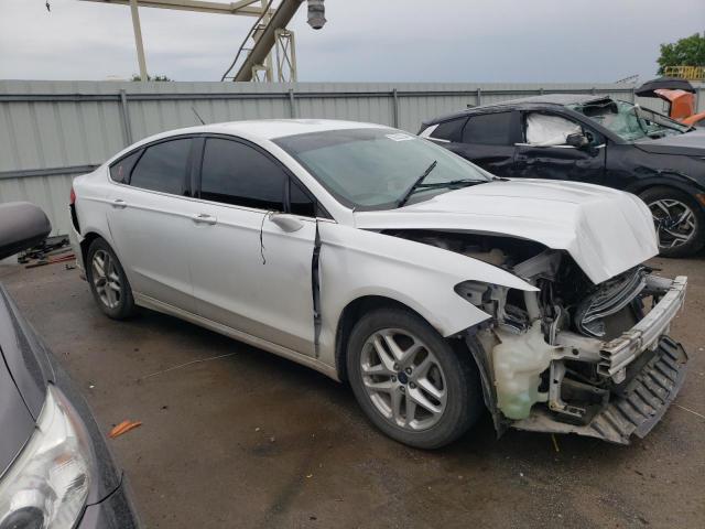 3FA6P0H7XER343693 - 2014 FORD FUSION SE WHITE photo 4