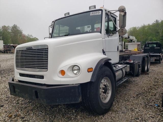 1FV4TWEB9YHB84543 - 2000 FREIGHTLINER UNKNOWN FL112 WHITE photo 2