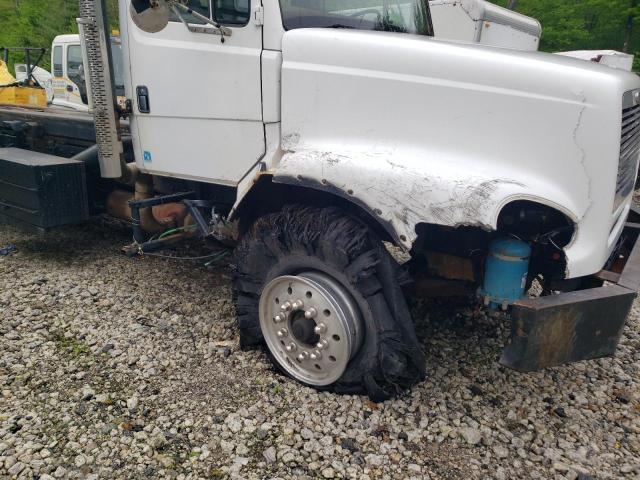 1FV4TWEB9YHB84543 - 2000 FREIGHTLINER UNKNOWN FL112 WHITE photo 9