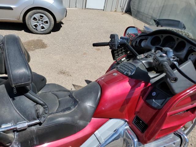 1HFSC47034A306886 - 2004 HONDA GL1800 RED photo 5