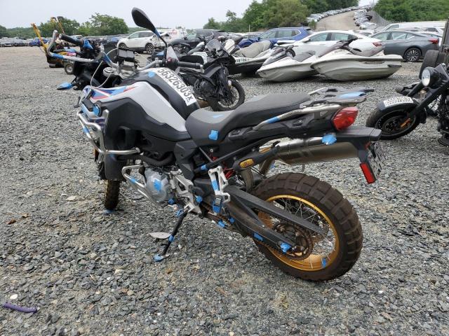 WB10B1902KZ790271 - 2019 BMW F 850 GS TWO TONE photo 3