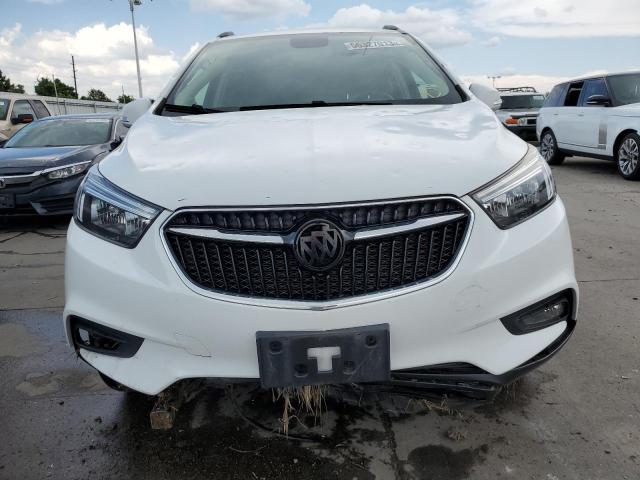 KL4CJ2SB1HB167806 - 2017 BUICK ENCORE SPORT TOURING WHITE photo 5