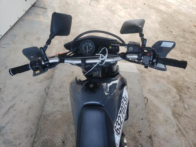 JS1SP46A8C2101740 - 2012 SUZUKI DR650 SE GRAY photo 7