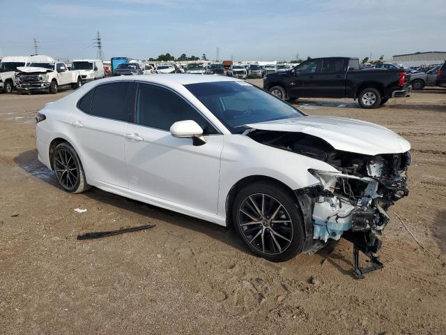 4T1G11AKXNU659541 - 2022 TOYOTA CAMRY SE WHITE photo 4