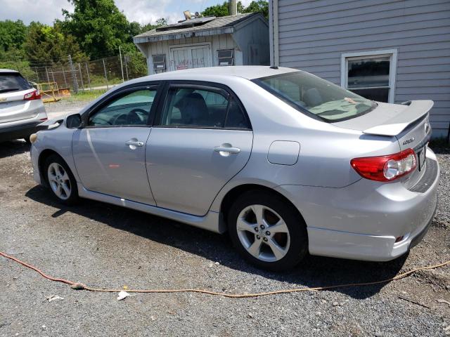 2T1BU4EE6BC588732 - 2011 TOYOTA COROLLA BASE SILVER photo 2