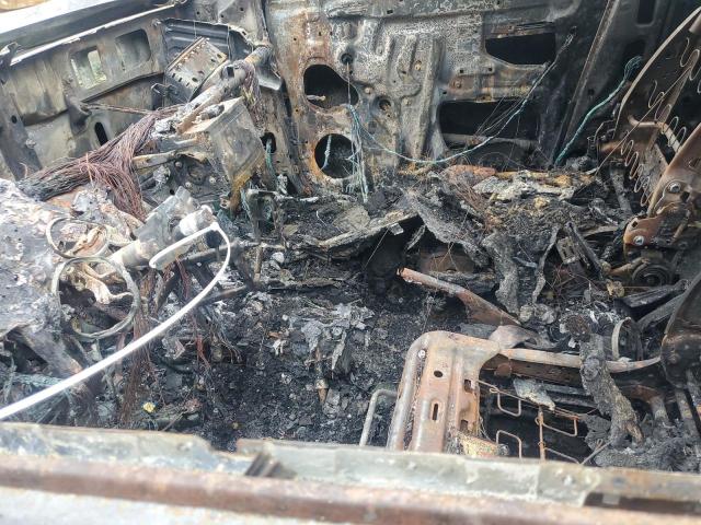 2T1KR32E05C474536 - 2005 TOYOTA COROLLA MA XR SILVER photo 7