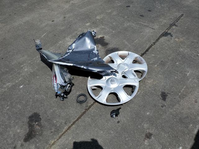 2T1KU40E09C011373 - 2009 TOYOTA MATRIX GRAY photo 12