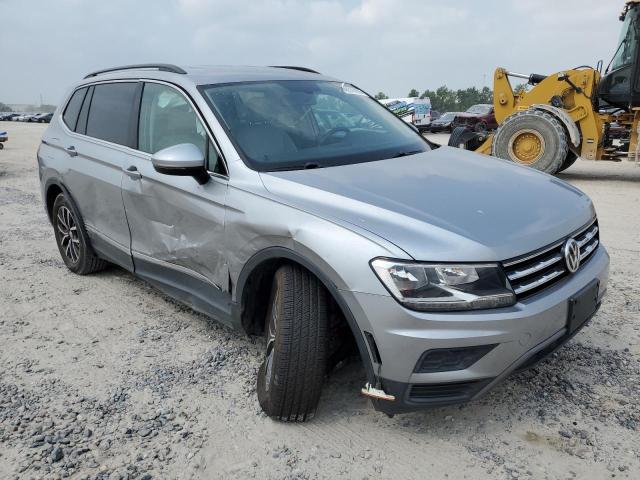 3VV3B7AX7LM021135 - 2020 VOLKSWAGEN TIGUAN SE SILVER photo 4