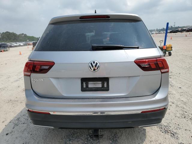 3VV3B7AX7LM021135 - 2020 VOLKSWAGEN TIGUAN SE SILVER photo 6