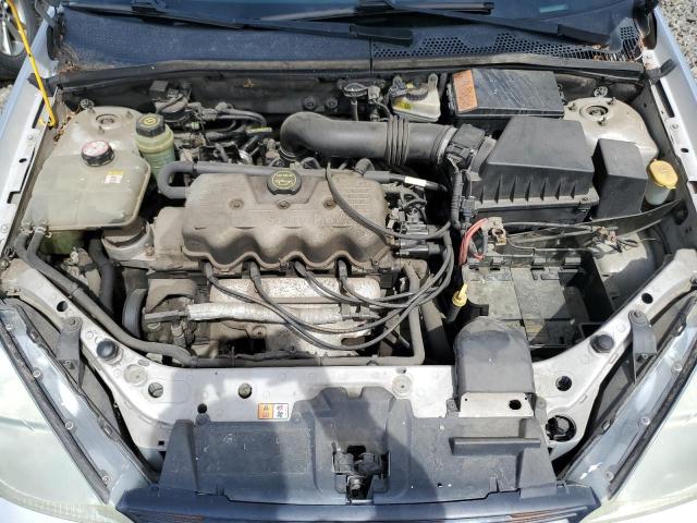 1FAFP33P92W142000 - 2002 FORD FOCUS LX SILVER photo 11