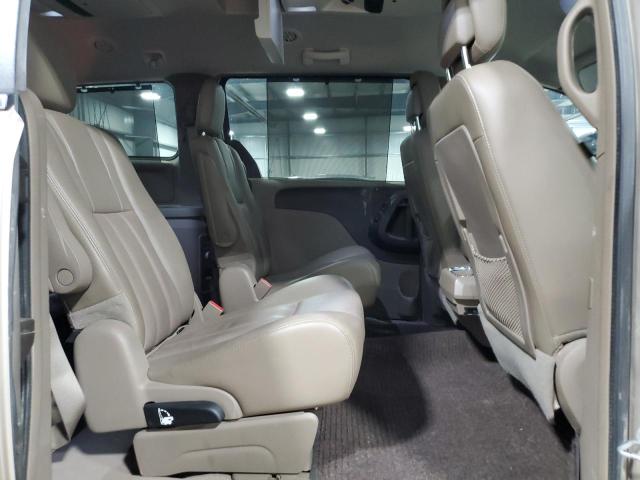 2C4RC1CG2CR392938 - 2012 CHRYSLER TOWN & COU TOURING L GOLD photo 11