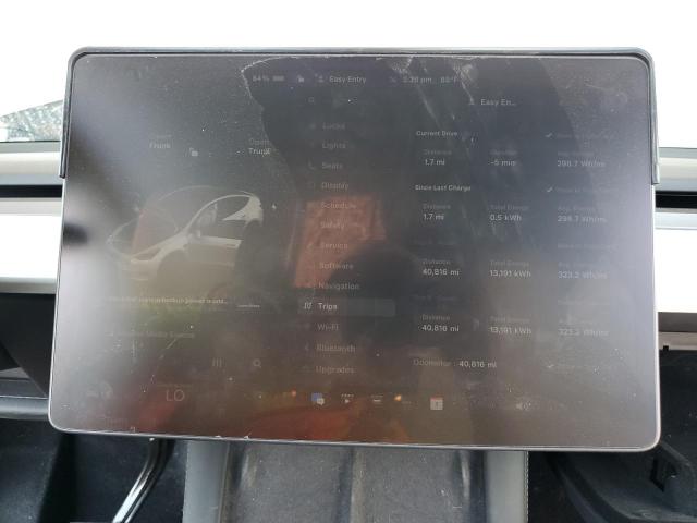 7SAYGDEEXPF607533 - 2023 TESLA MODEL Y WHITE photo 9