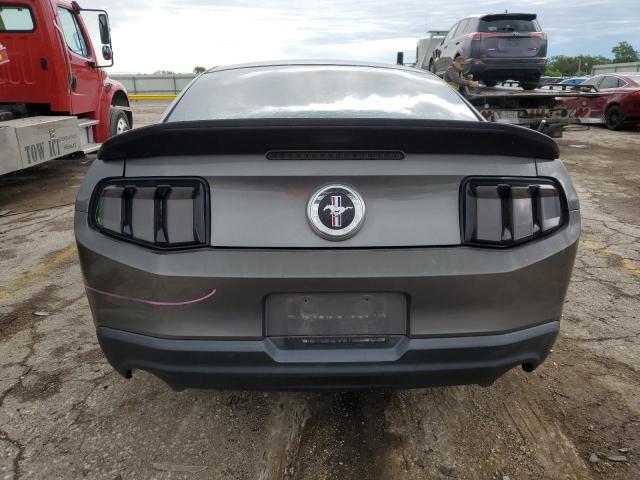 1ZVBP8AM8B5115050 - 2011 FORD MUSTANG GRAY photo 6