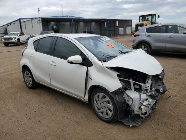 JTDKDTB38F1108388 - 2015 TOYOTA PRIUS C WHITE photo 4