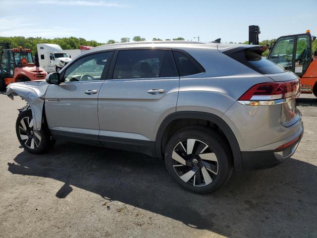 1V2HE2CA2SC204139 - 2025 VOLKSWAGEN ATLAS CROS SE SILVER photo 2