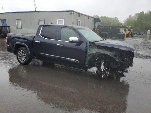 5TFMA5DB2SX282871 - 2025 TOYOTA TUNDRA CREWMAX PLATINUM ნაცრისფერი ფოტო 4