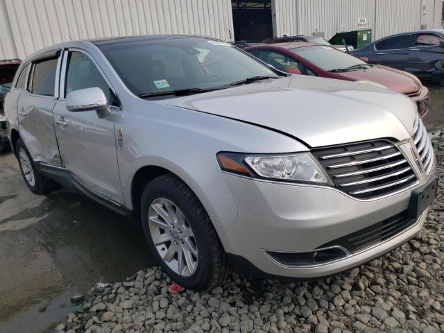 2LMHJ5NK0KBL00758 - 2019 LINCOLN MKT SILVER photo 4