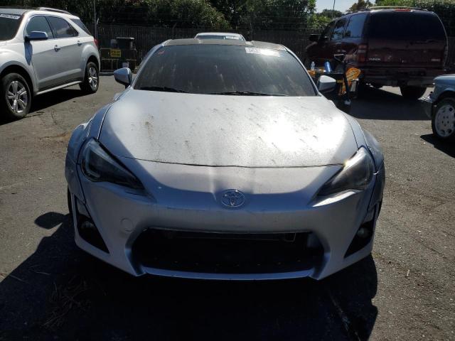 JF1ZNAA14F8703008 - 2015 TOYOTA SCION FR-S 银色 照片 5