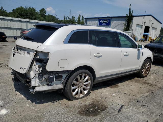 2LMHJ5FR2BBJ51359 - 2011 LINCOLN MKT WHITE photo 3