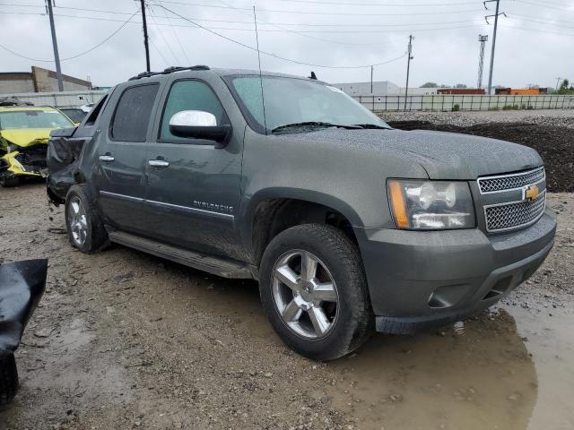 3GNTKGE38BG291551 - 2011 CHEVROLET AVALANCHE LTZ GRAY photo 4