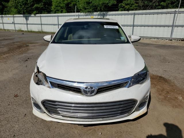 4T1BK1EB7EU111756 - 2014 TOYOTA AVALON BASE WHITE photo 5