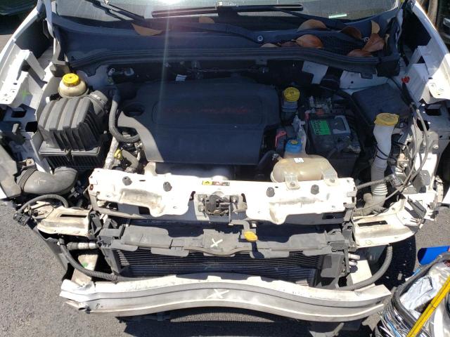 ZFBERFAT7F6966457 - 2015 RAM PROMASTER თეთრი ფოტო 11