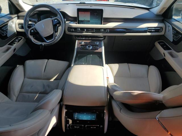 5LM5J7WCXNGL08068 - 2022 LINCOLN AVIATOR RESERVE Argent photo 8