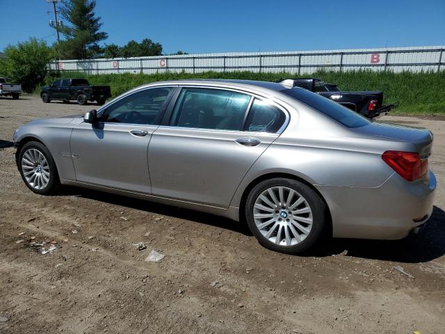 WBAKC8C58CC436424 - 2012 BMW 750 LXI TAN photo 2