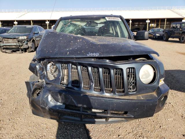 1J8FT280X7D360020 - 2007 JEEP PATRIOT SPORT GRAY photo 5