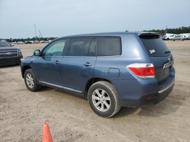 5TDZK3EH5DS139500 - 2013 TOYOTA HIGHLANDER BASE BLUE photo 2