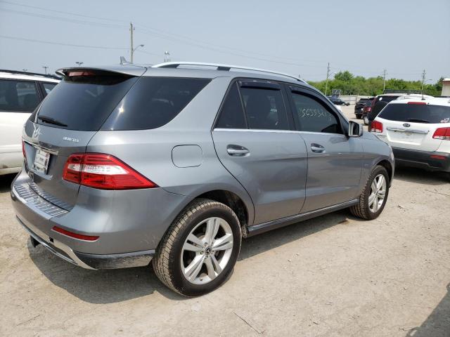 4JGDA2EB1CA077958 - 2012 MERCEDES-BENZ ML 350 BLUETEC GRAY photo 3