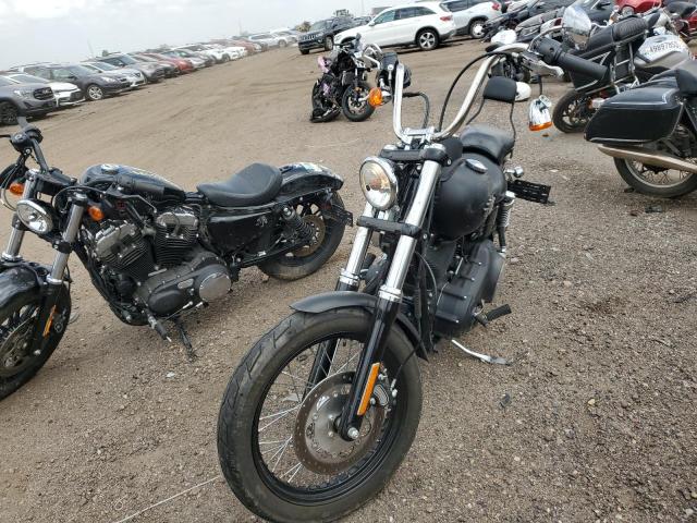 1HD1GXM1XHC322990 - 2017 HARLEY-DAVIDSON FXDB DYNA STREET BOB BLACK photo 2