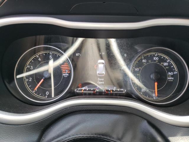 1C4PJMBB7HW654181 - 2017 JEEP CHEROKEE TRAILHAWK WHITE photo 9