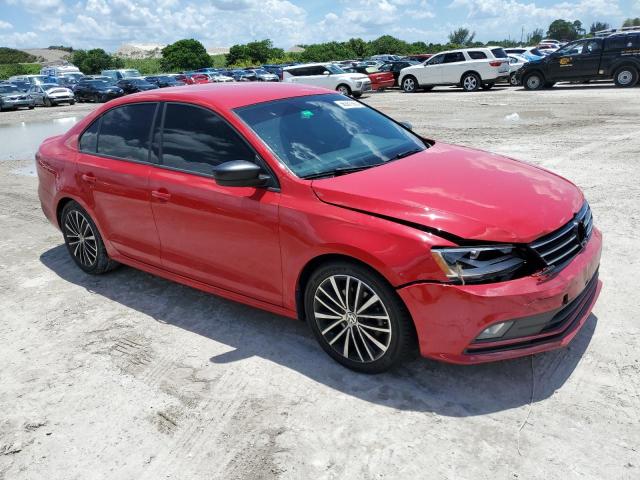 3VWD17AJ0GM411367 - 2016 VOLKSWAGEN JETTA SPORT RED photo 4