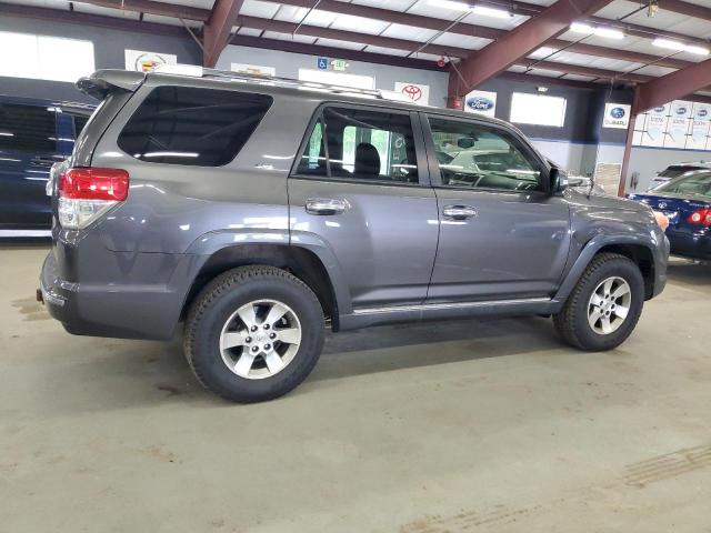 JTEBU5JR8D5145797 - 2013 TOYOTA 4RUNNER SR5 GRAY photo 3