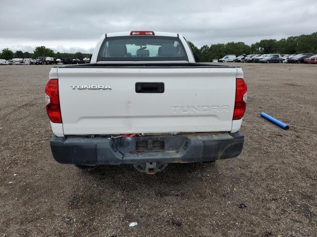5TFRM5F18GX105783 - 2016 TOYOTA TUNDRA DOUBLE CAB SR/SR5 WHITE photo 6