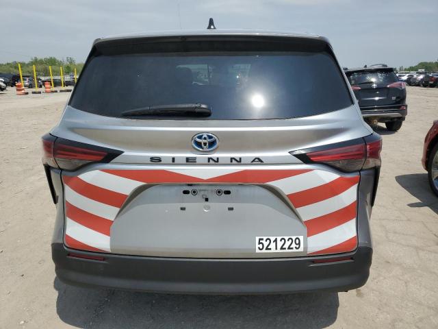 5TDKSKFC0MS036824 - 2021 TOYOTA SIENNA LE SILVER photo 6