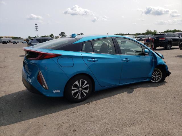 JTDKARFP0J3094993 - 2018 TOYOTA PRIUS PRIM BLUE photo 3