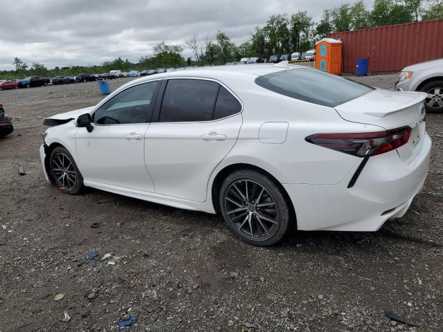 4T1G11AK1RU234103 - 2024 TOYOTA CAMRY SE NIGHT SHADE WHITE photo 2